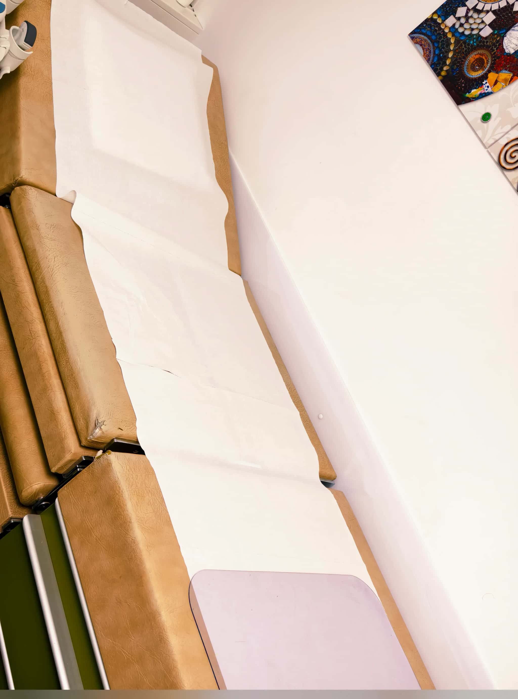 Praxis Am Salzmarkt – Sprechzimmer 1 – Sprechzimmer für Patientengespräche – Foto 6 von 29 – Osnabrück