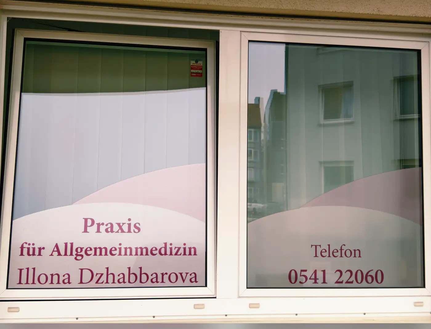 Muayenehanenin dış görünümü ve girişi – Praxis Am Salzmarkt, Osnabrück – Fotoğraf 10 / 11