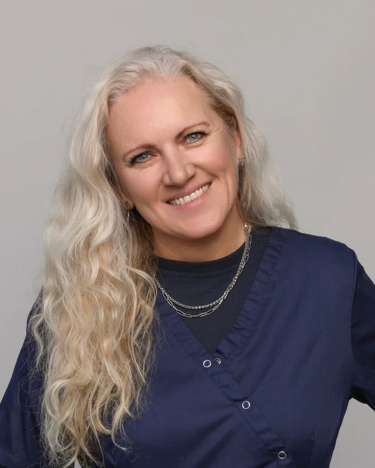 Frau Emma Dentice